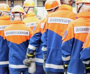 Feuerwehr Jugendfeuerwehr im Einsatz 112 